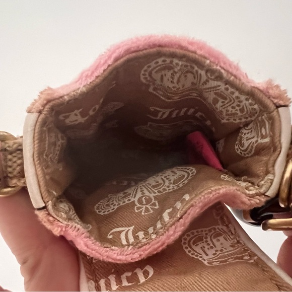 Juicy Couture Cellphone Holder - Picture 2 of 4